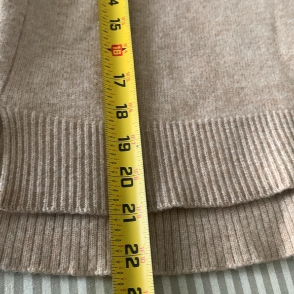 J. Crew Tan Cashmere/Wool Blend Sweater Size S - Picture 10 of 11